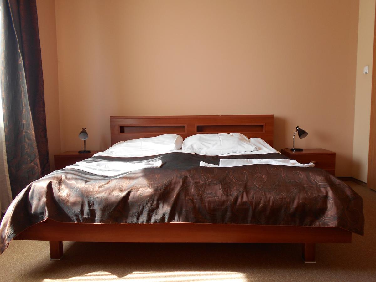 Hotel Astor 라돔 외부 사진